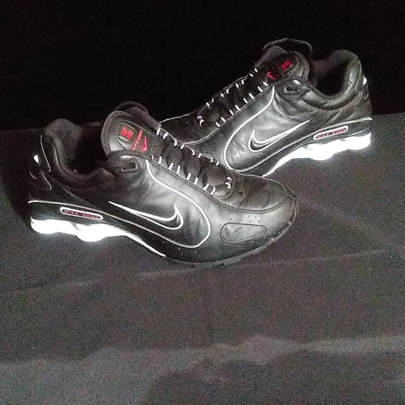 nike shox monster